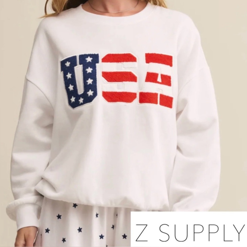 Z Supply White Oversized Sweatshirt with USA Design